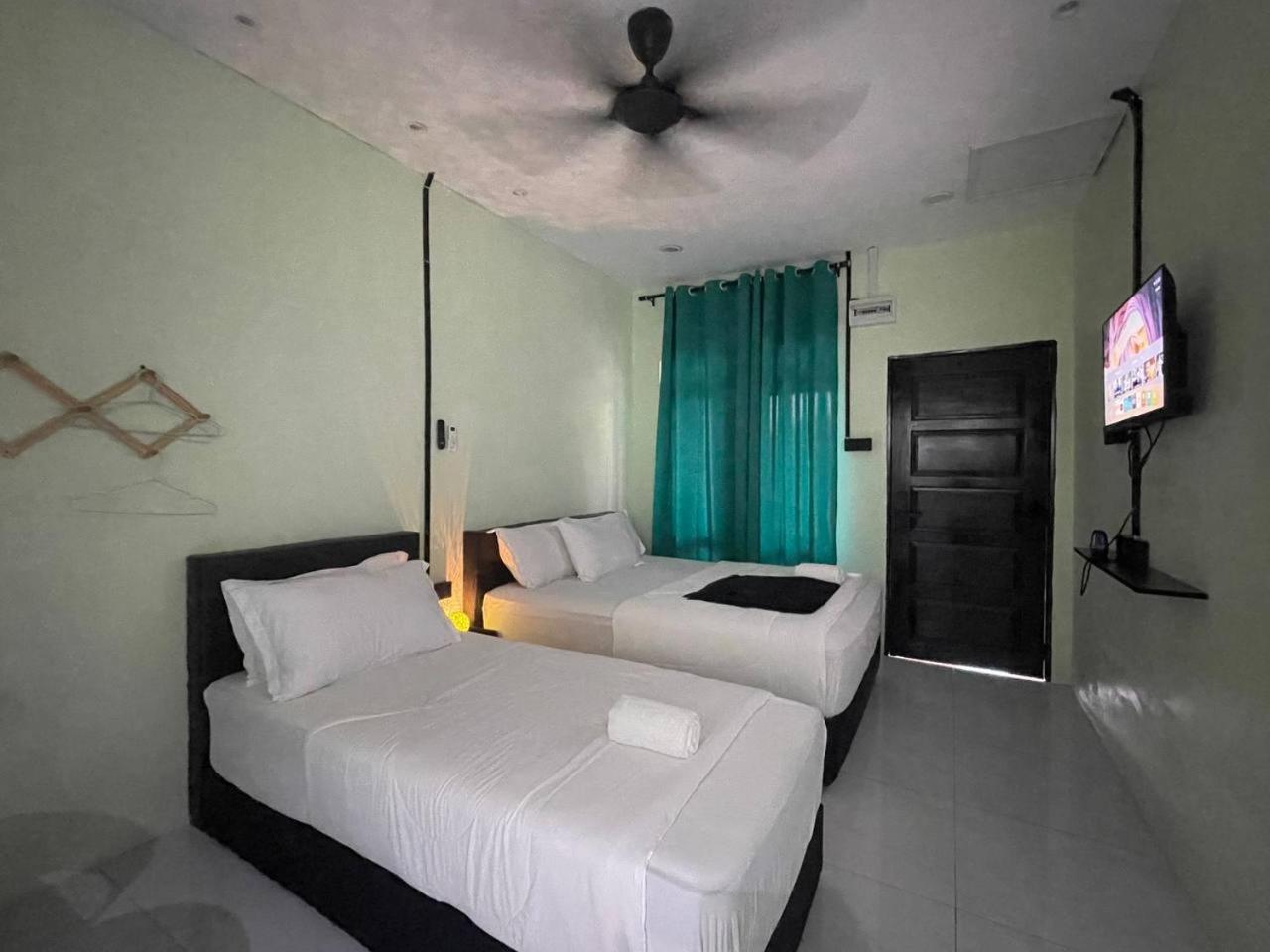 Ar Homestay & Roomestay Merlimau Extérieur photo